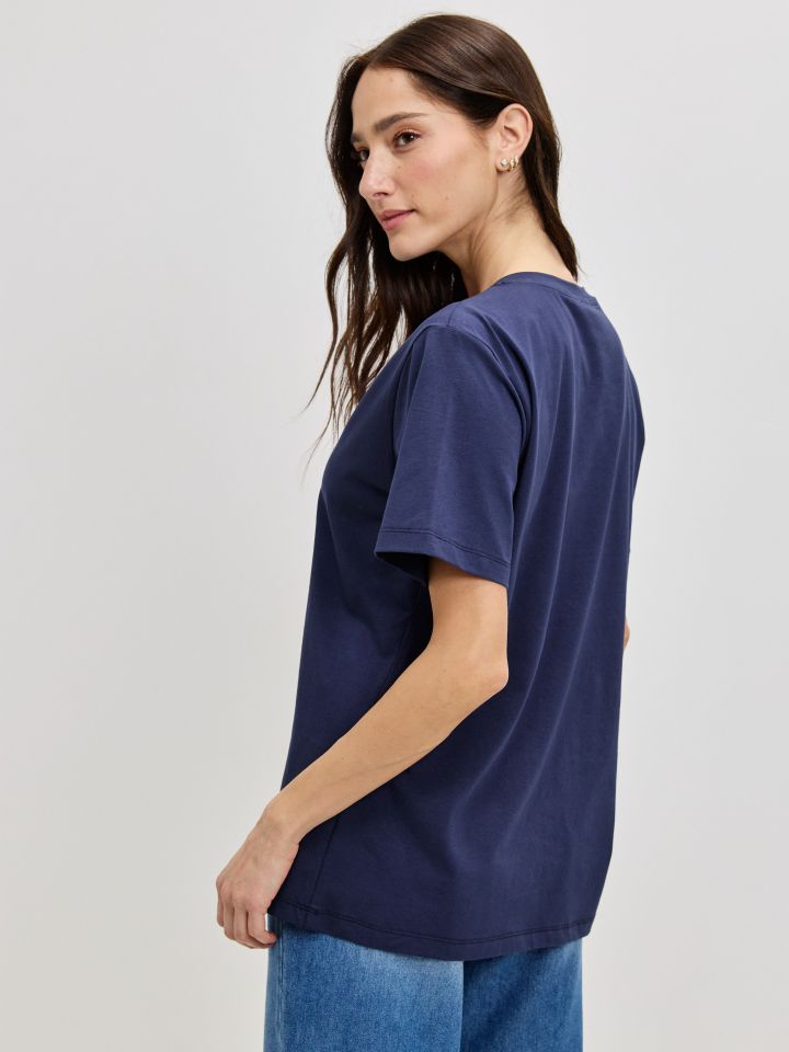 חולצה V פרח PROMO בצבע נייבי