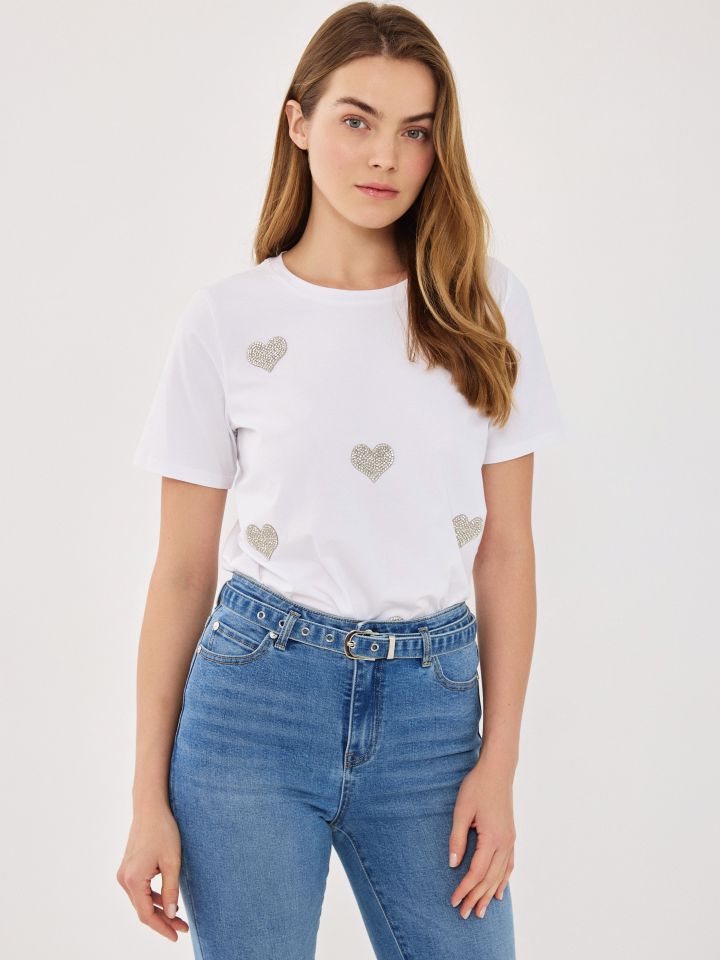 חולצה לבבות יהלומים בצבע לבן