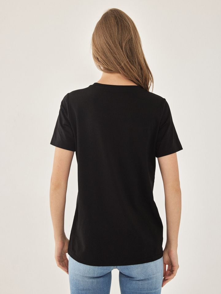 חולצה לבבות יהלומים בצבע שחור