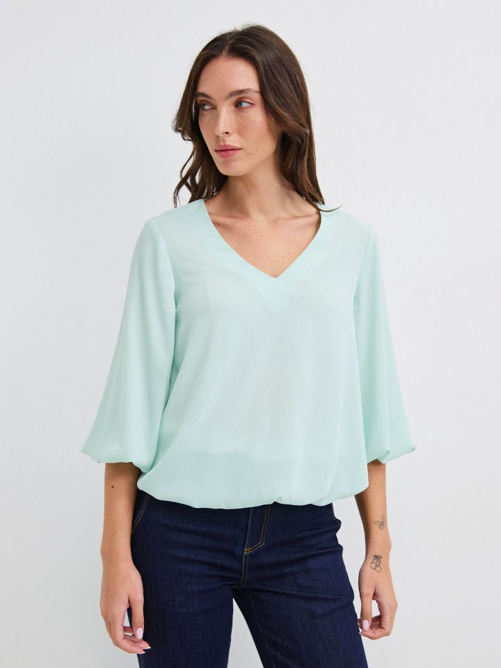 חולצה V בלון PROMO בצבע ירוק בהיר