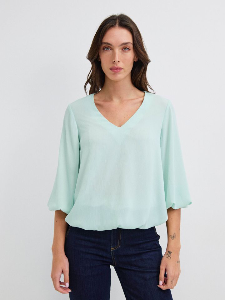 חולצה V בלון PROMO בצבע ירוק בהיר