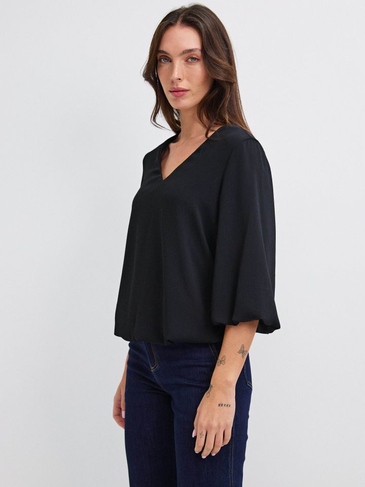 חולצה V בלון PROMO בצבע שחור