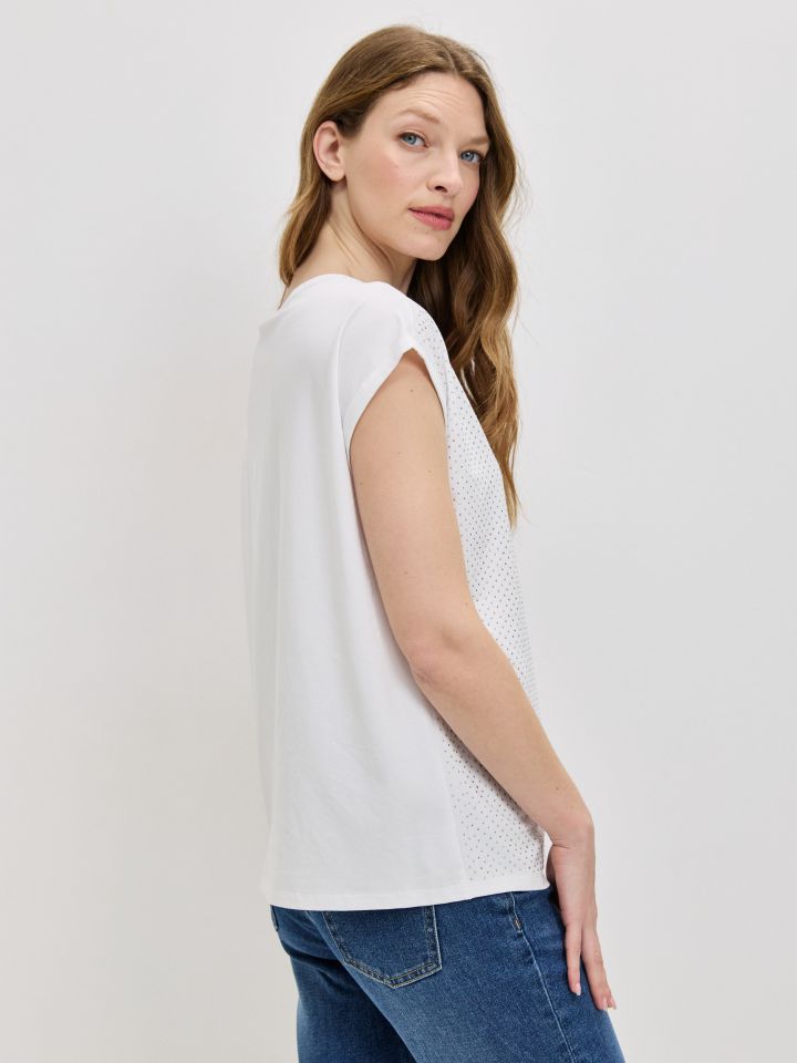 חולצה פרונט דמוי יהלומים בצבע לבן