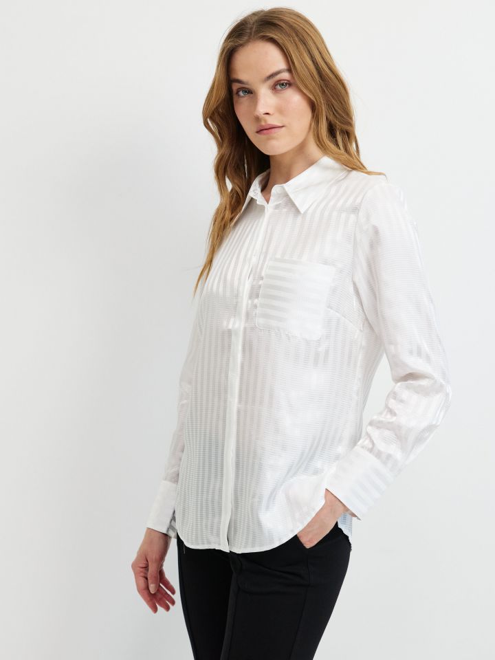 חולצה פסים כיס בצבע אופוויט