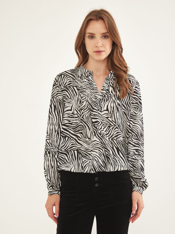 חולצה דפוס ספארי בצבע שחור/לבן