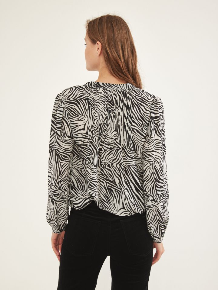 חולצה דפוס ספארי בצבע שחור/לבן