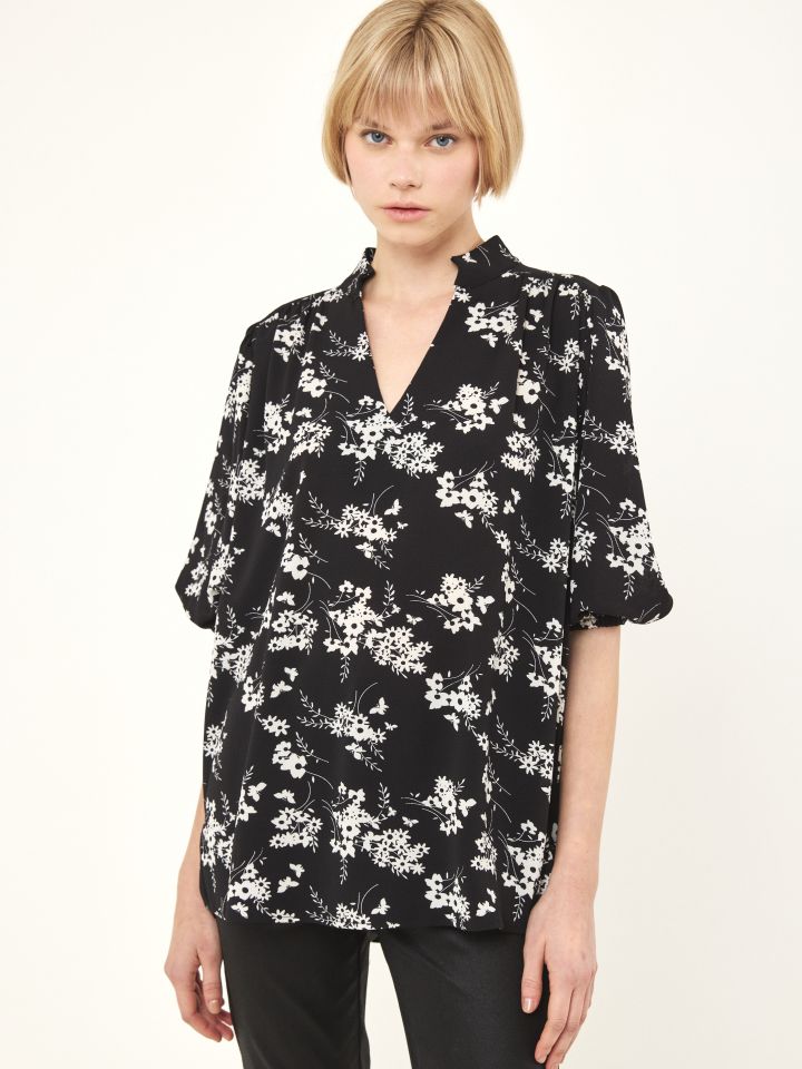 חולצה דפוס שרוול בלון בצבע שחור/לבן