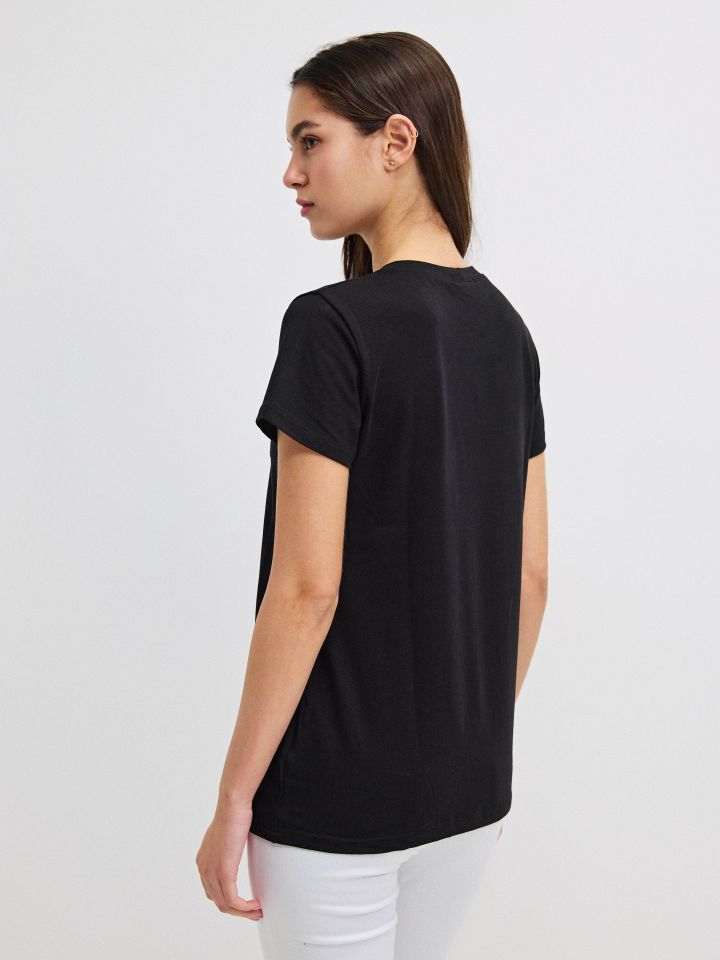 חולצה ניקי  SMILE PROMO בצבע שחור