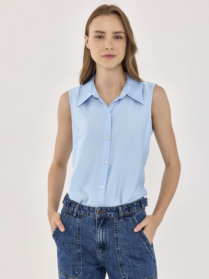 חולצה צווארון ללא שרוולים PROMO בצבע תכלת