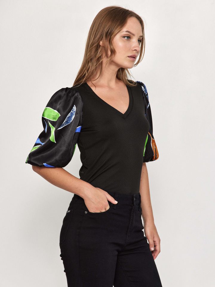 חולצה ריב V שרוול דפוס בצבע פרחוני