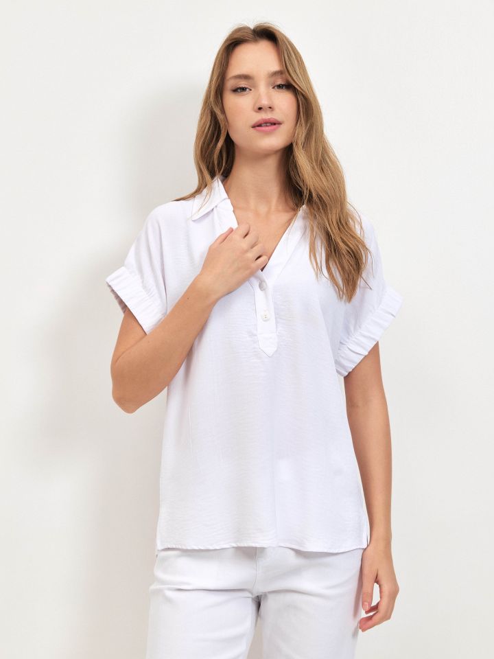 חולצה צוארון גומי בשרוול PROMO בצבע אופוויט