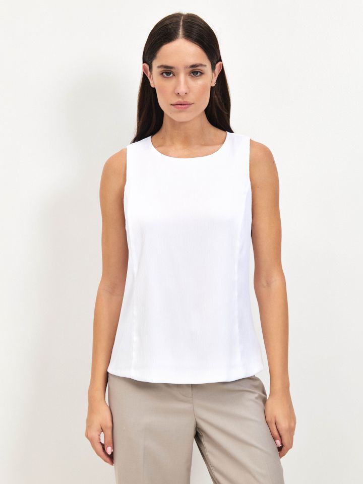 חולצה סטן מקומט בצבע לבן