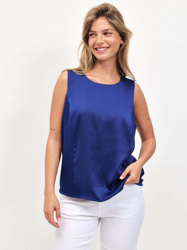 חולצה סטן מקומט בצבע כחול אינדיגו