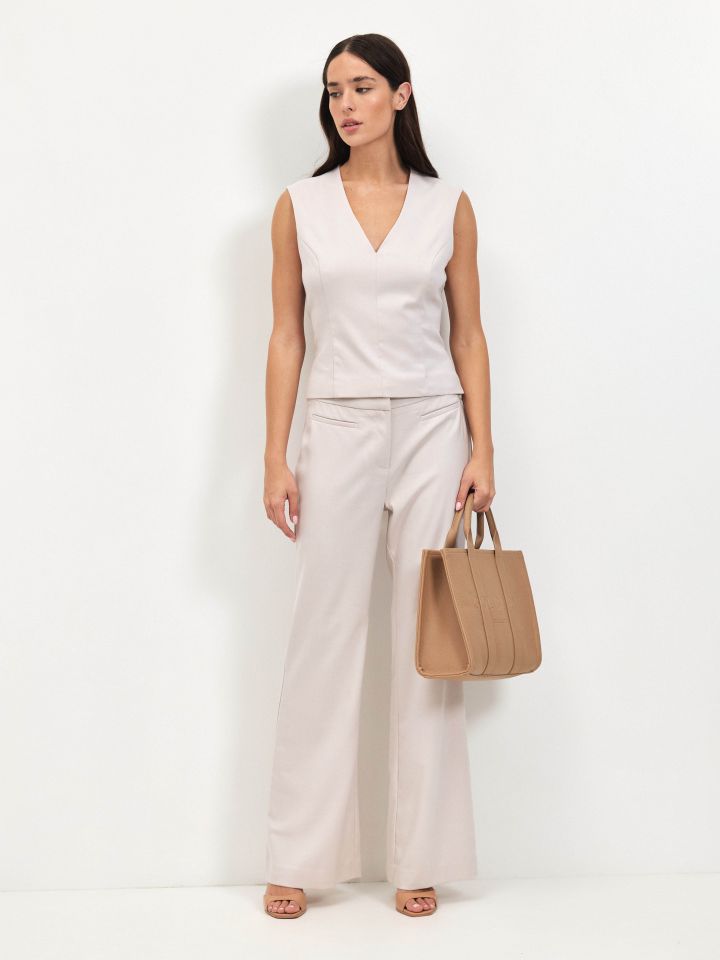 חולצה LIA V בצבע בייז’