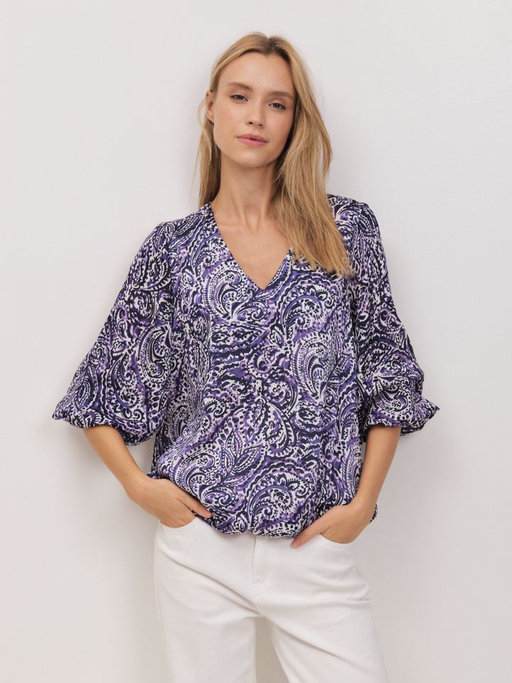 חולצה V דפוס שרוול בלון בצבע סגול