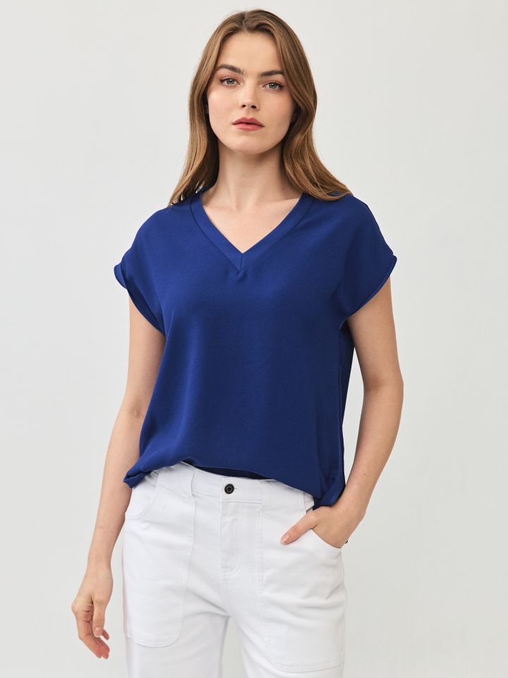 חולצה V סטן  PROMO בצבע כחול אינדיגו