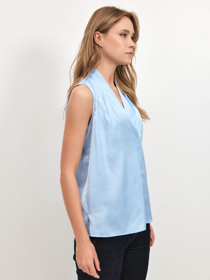 חולצה סטן ROMI PROMO בצבע תכלת אורלי