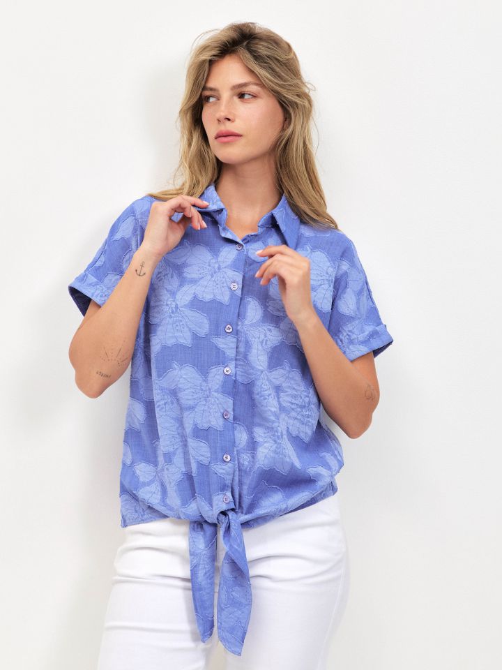 חולצה מכופתרת קשירה  גקארט בצבע תכלת