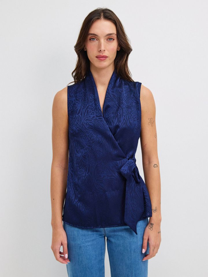 חולצה מעטפה ג’קרט PROMO בצבע נייבי