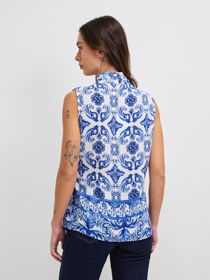 חולצה מעטפה דפוס PROMO בצבע כחול/לבן