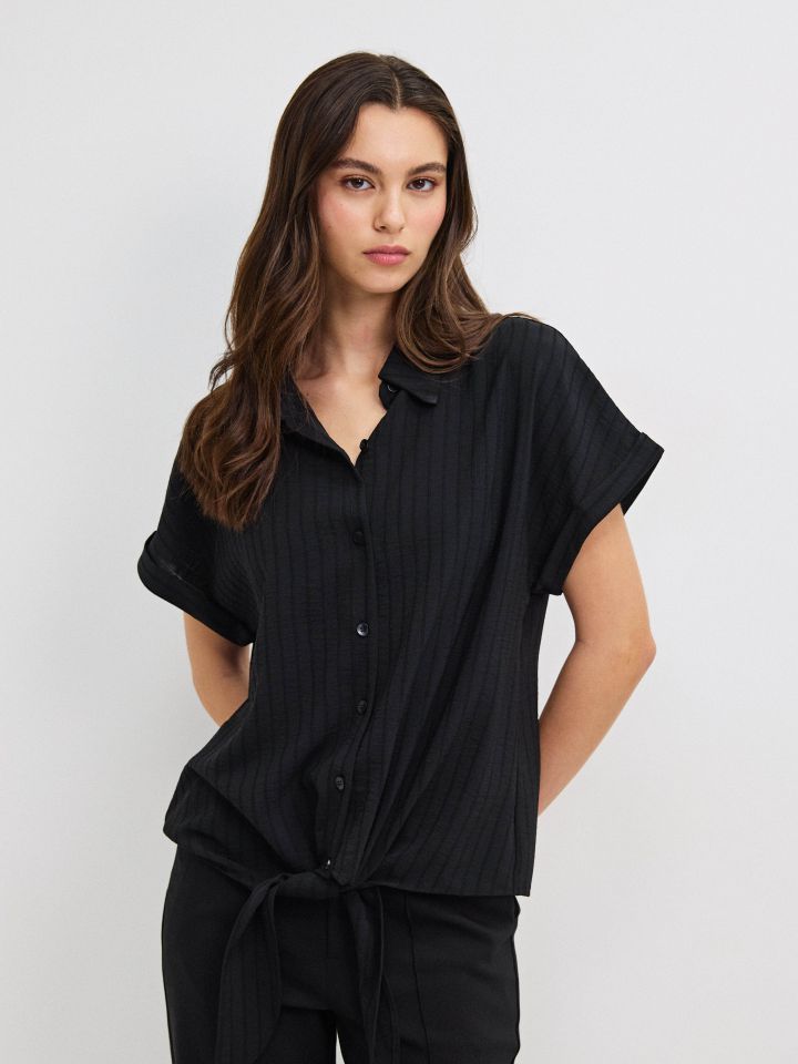 חולצה פסים קשירה בצבע שחור