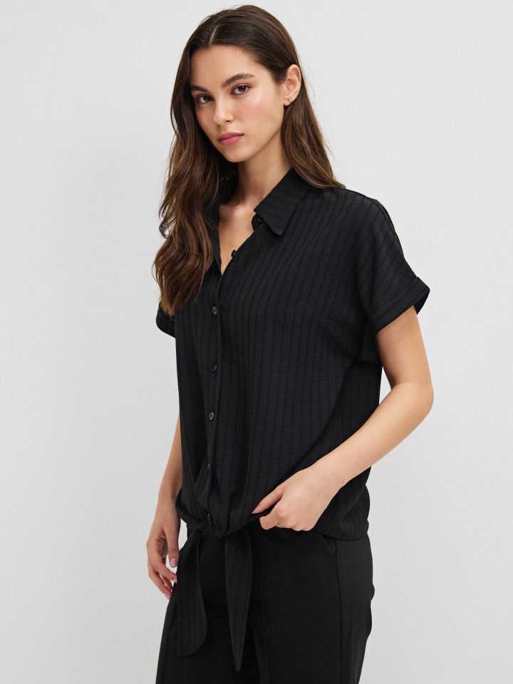 חולצה פסים קשירה בצבע שחור