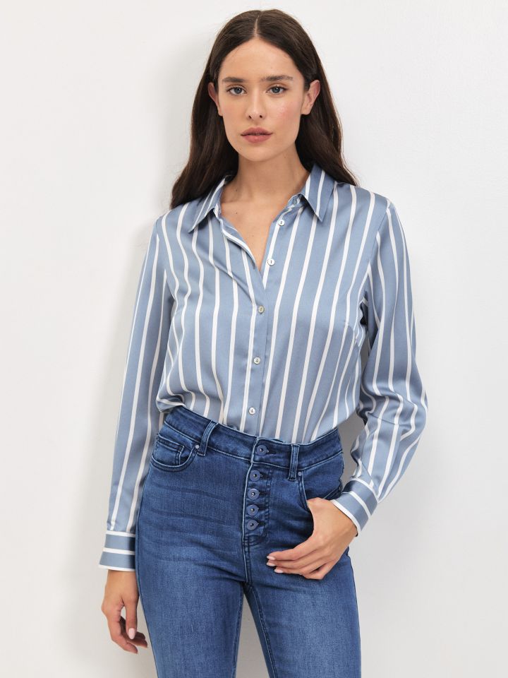 חולצה סטן פסים בצבע כחול/לבן