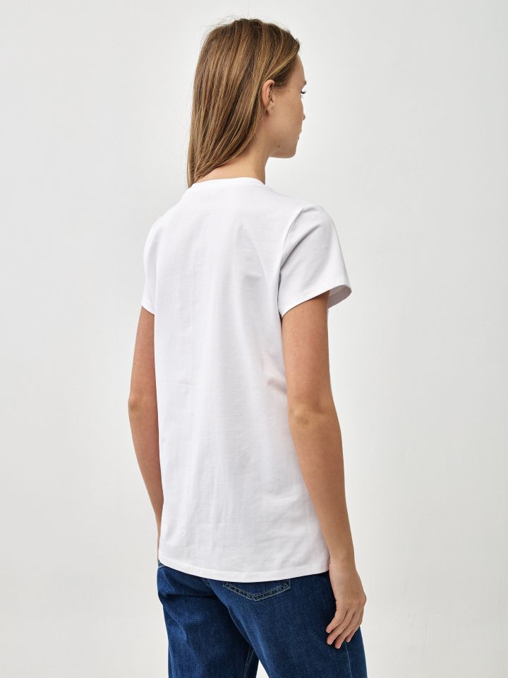 חולצה דפוס שרשרת PROMO בצבע לבן