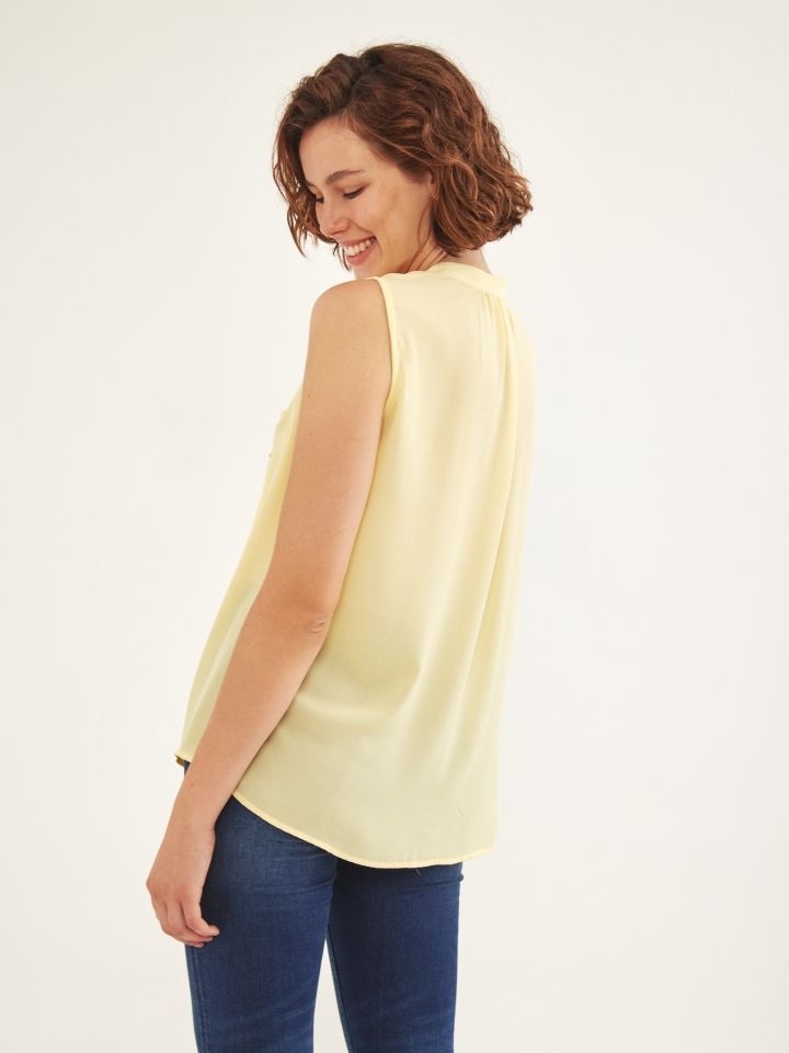 חולצה מלמלה בצבע צהוב