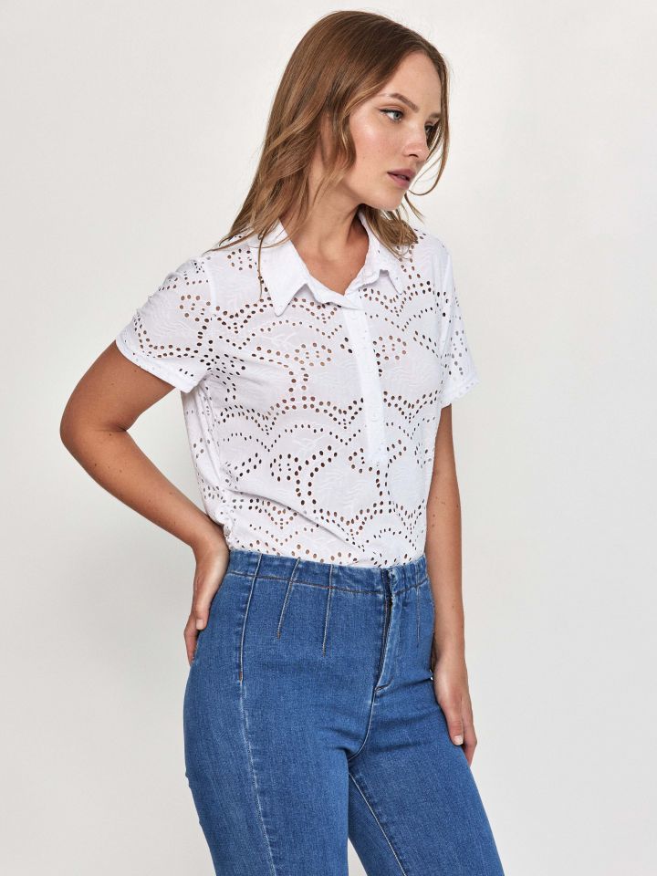 חולצה תחרה שינה בצבע לבן