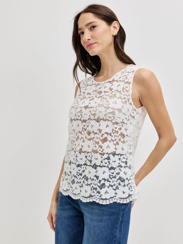 חולצה תחרה RANI בצבע אופוויט