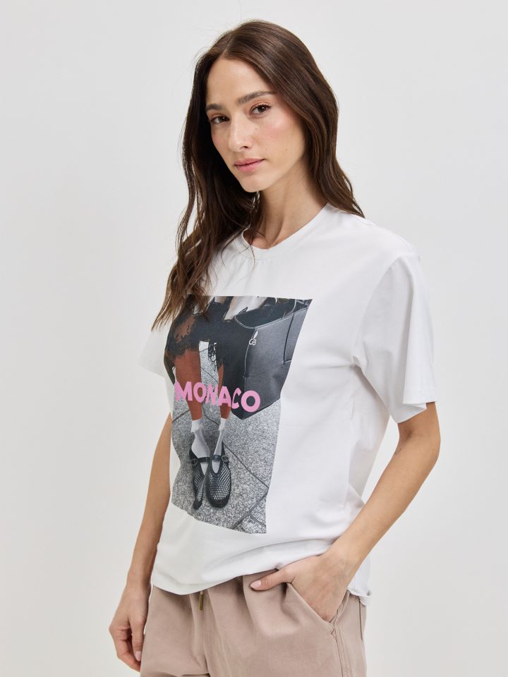 חולצה  PARIS PROMO בצבע לבן