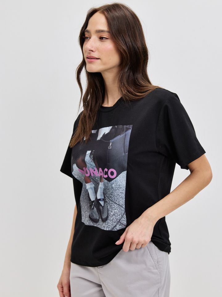 חולצה  PARIS PROMO בצבע שחור