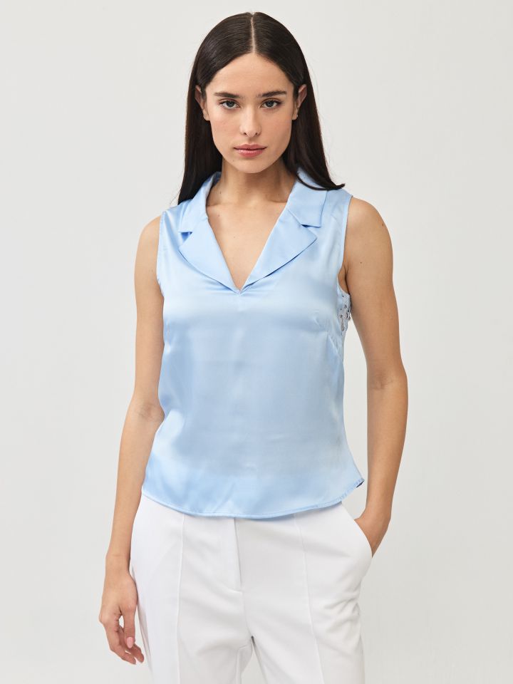 חולצה סטן קשירה בגב בצבע תכלת אורלי