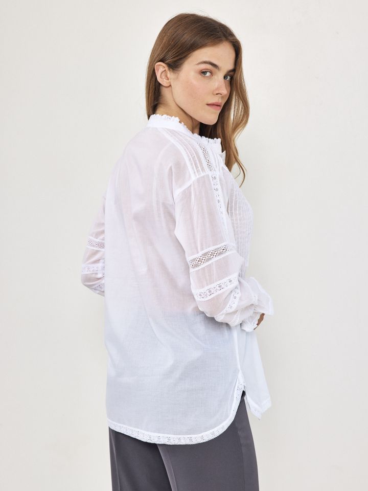 חולצה וואל נירוורים בצבע לבן