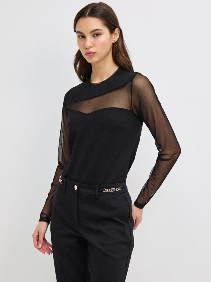 חולצה שילוב שיפון בצבע שחור