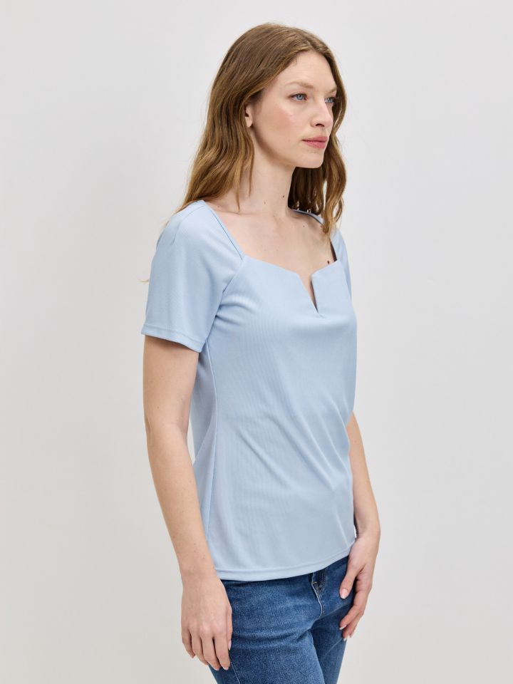 חולצה V ריב PROMO בצבע תכלת