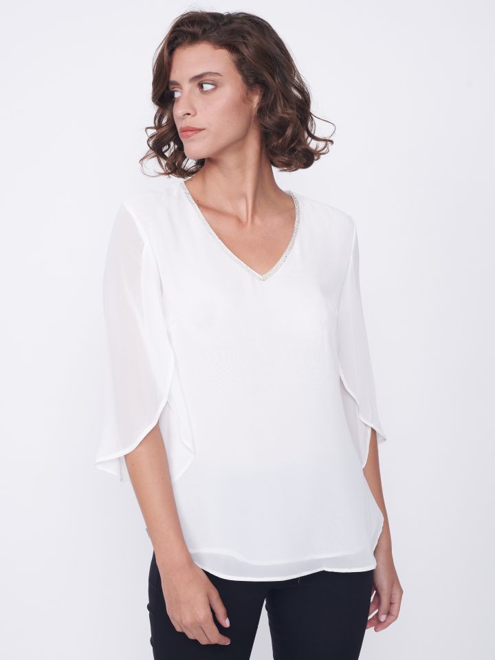 חולצה V שיפון יהלומים בצבע לבן