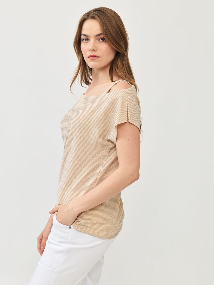 חולצה לורקס פתח בכתף בצבע בייז’