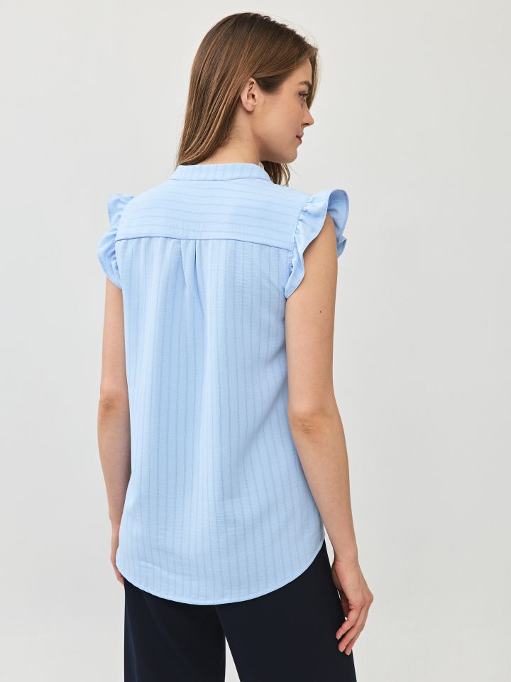 חולצה פסי אורך כפתורי דמוי יהלומים בצבע תכלת