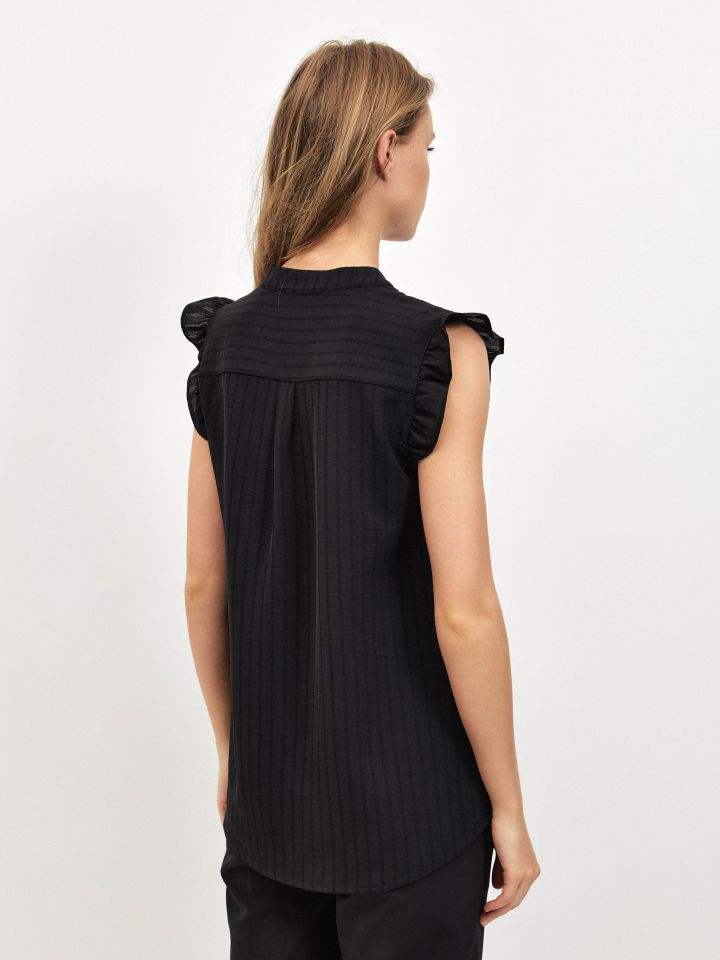 חולצה פסי אורך כפתורי דמוי יהלומים בצבע שחור