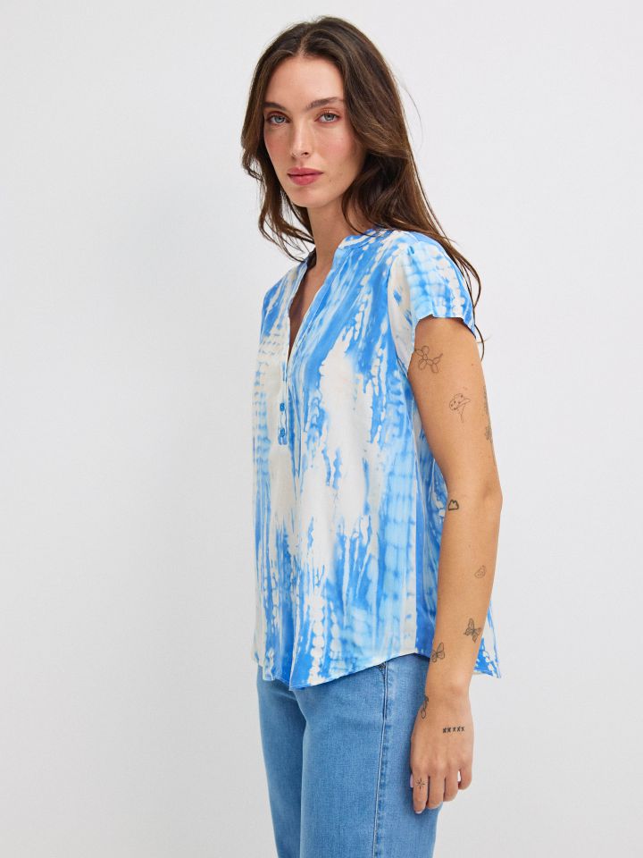 חולצה שינה דפוס PROMO בצבע תכלת