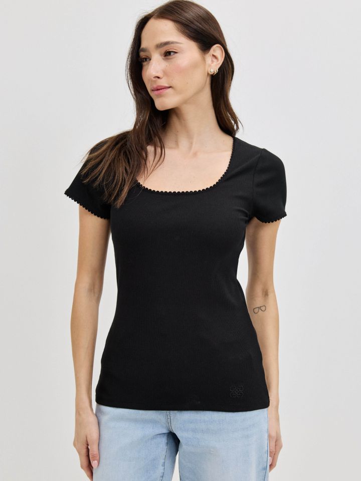 חולצה ריב מרובע PROMO בצבע שחור