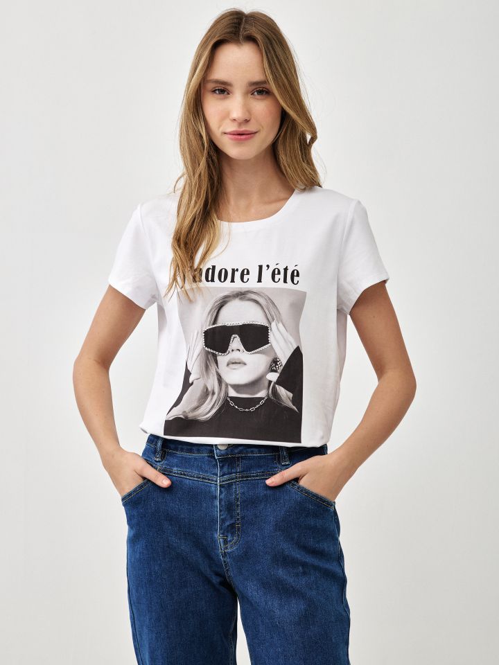 חולצה דפוס משקפיים PROMO בצבע לבן