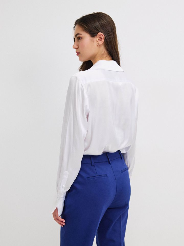 חולצה סטן ROMI PROMO בצבע לבן