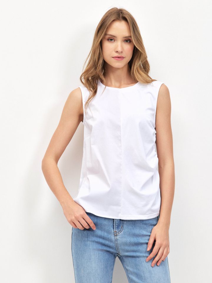 חולצה כיווץ צד SHIRA בצבע לבן