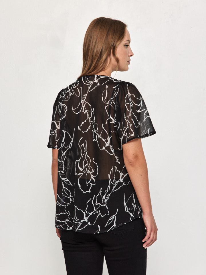 חולצה סטן V דפוס PROMO בצבע שחור