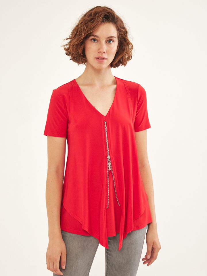 חולצה V רוכסן בצבע אדום