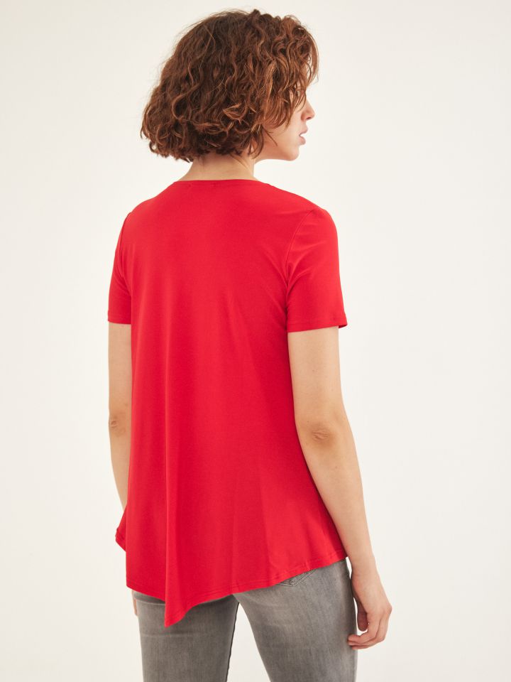 חולצה V רוכסן בצבע אדום