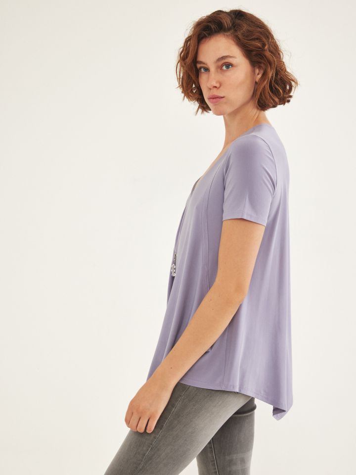 חולצה V רוכסן בצבע סגול